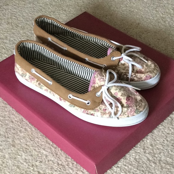 Charles Albert Shoes - Shoes